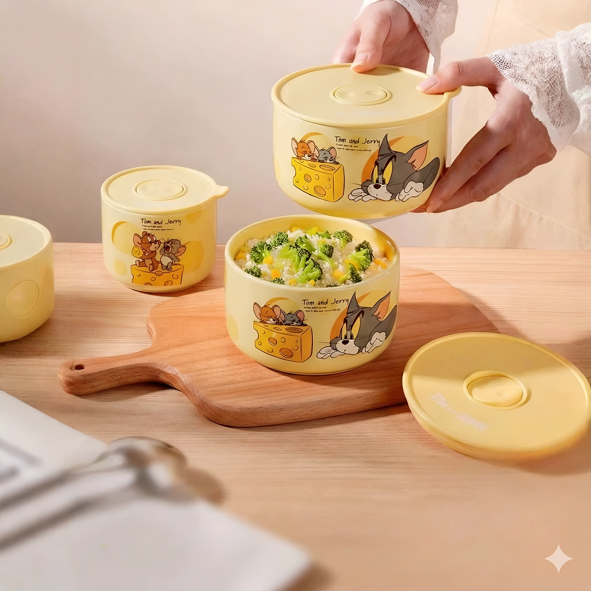 Tom & Jerry Containers Set