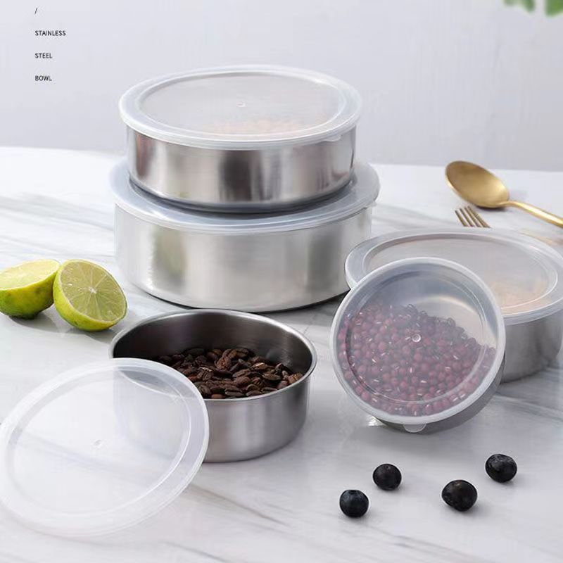 Multi-Sized Bowl With Lid